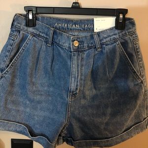 American Eagle Mom shorts